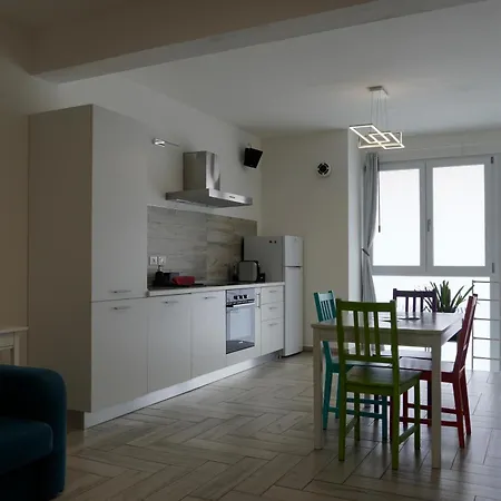 House 아파트 *